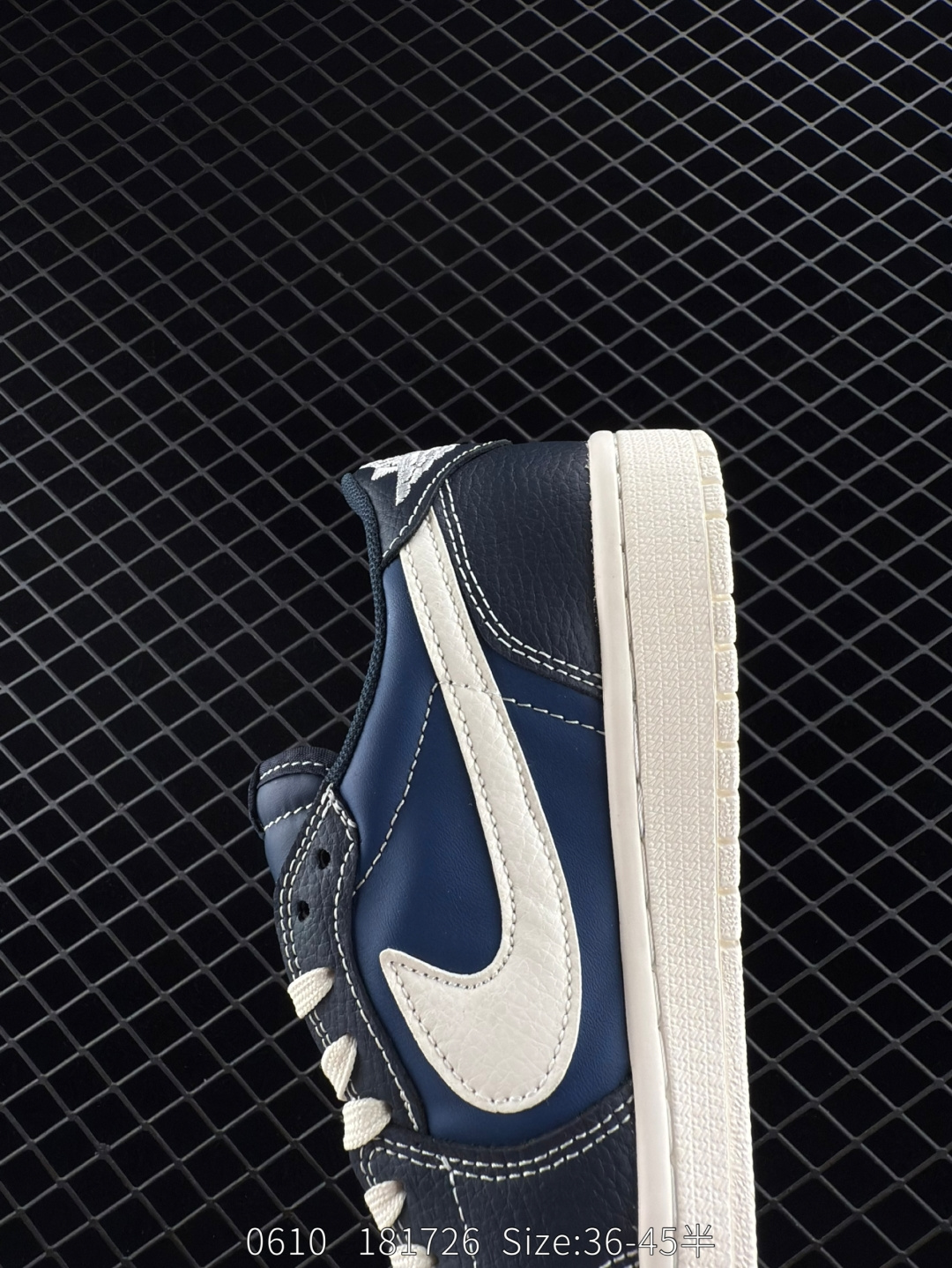 Travis Scott x Air Jordan 1 ” Reverse Mocha “